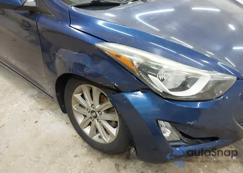 2015 Hyundai Elantra Se z USA, uszkodzony, nr VIN 5NPDH4AE7FH592617